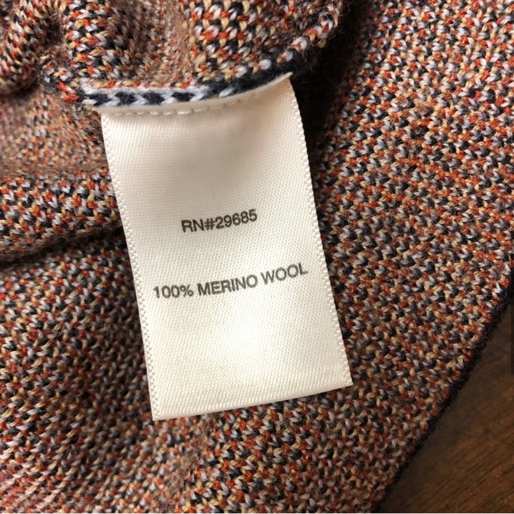 Plaid Pendleton Sweater - Picture 4 of 4